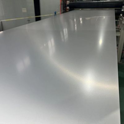 PE / PVDF / SMP สีเคลือบอัลลูมิเนียมโค้ลสําหรับประตูเลื่อน 1.00mm ความหนา
