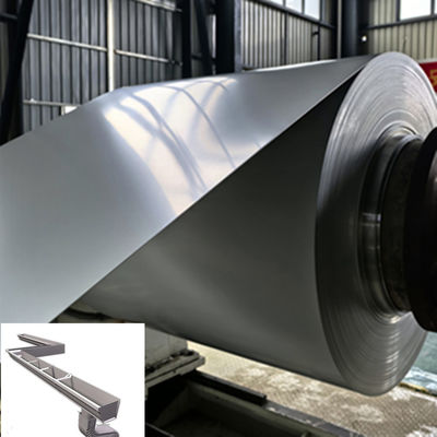 สารสกัด 3105 Ral 7035 สีเทา 26 Gauge 0.45mm หนา 350mm หน้ากว้าง PE Pre Painted Aluminum Coil สําหรับการทําอ่างน้ําอ่อนอลูมิเนียม