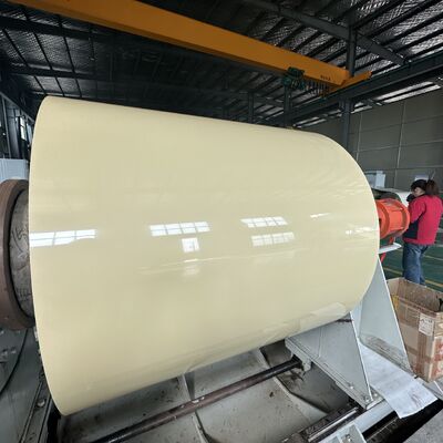 แผ่นอัลลูมิเนียมความแข็งแรงสูง สําหรับการตกแต่งอาคาร ออกแบบเพื่อความทนทานต่อสภาพอากาศและความน่าสนใจทางสายตาในการออกแบบสถาปัตยกรรมที่ทันสมัย